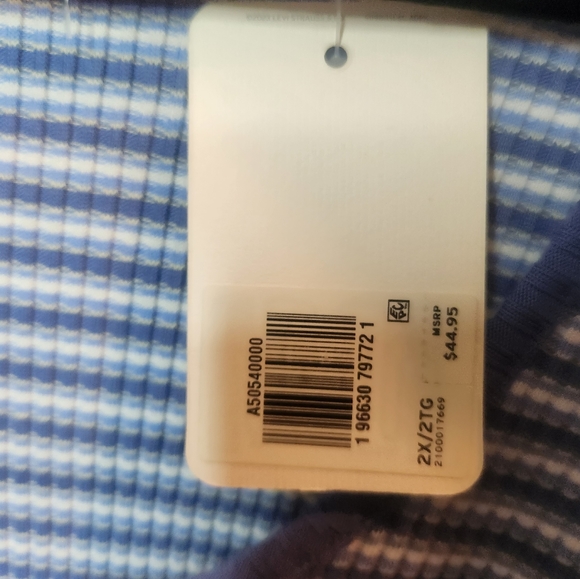 NWT Levi's- Stripe button front LS - Picture 4 of 4